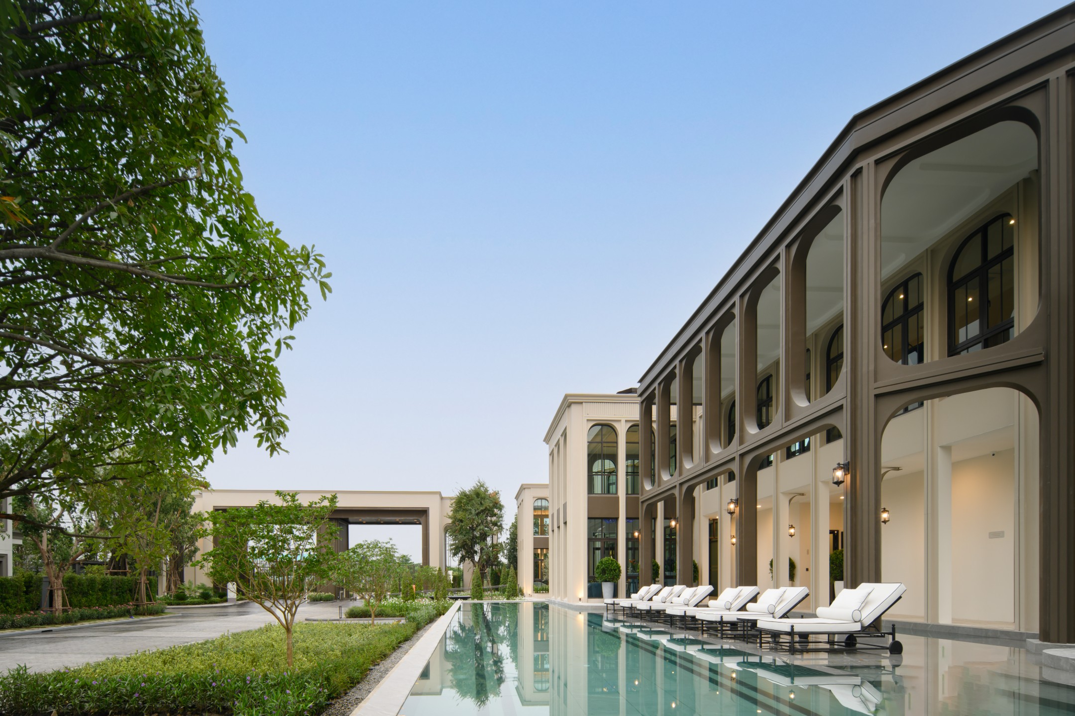 Grand Bangkok Boulevard Krungthep Kritha - Image 6